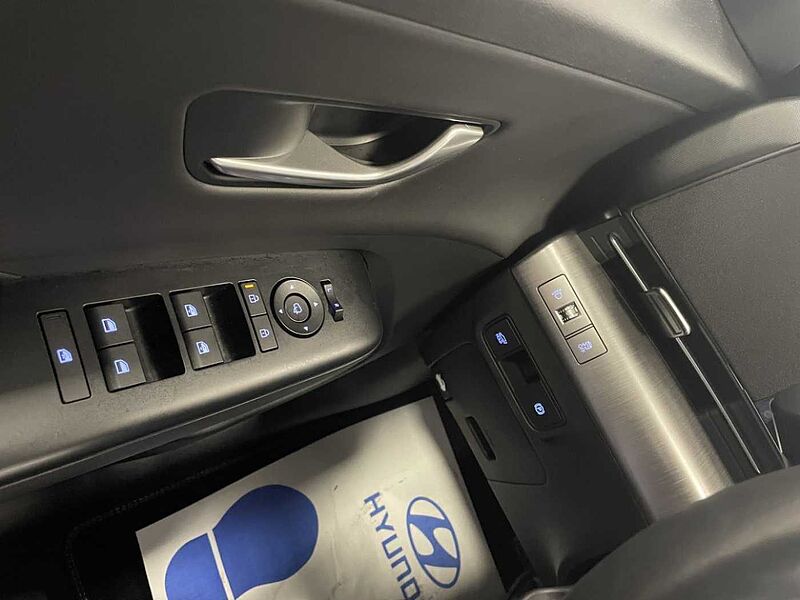 Hyundai Kona EV Tecno 2C 204