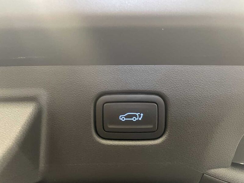 Hyundai Kona EV Tecno 2C 204
