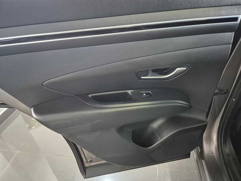 Hyundai Tucson 1.6 TGDI Maxx 4x2