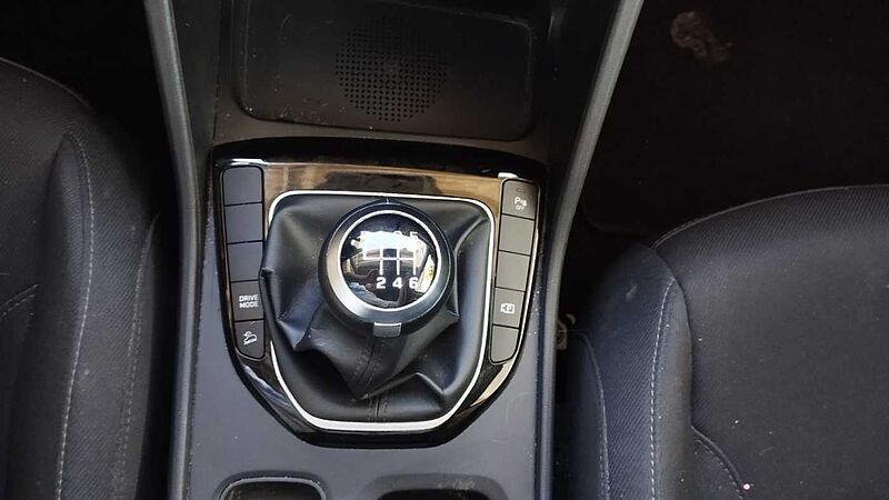 Hyundai Tucson 1.6 TGDI Maxx 4x2