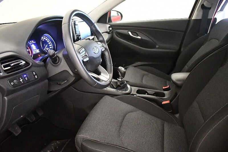 Hyundai i30 1.0 TGDI Klass LR 48V 120